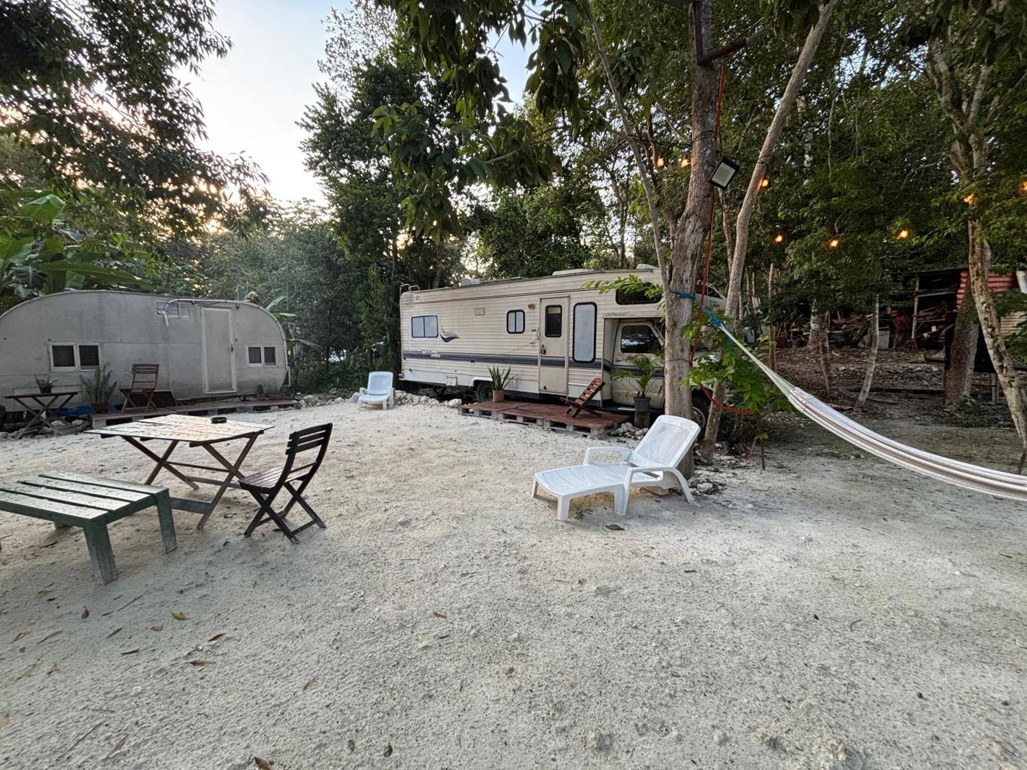 Momotoh Camper Hotel Xpujil Exterior foto