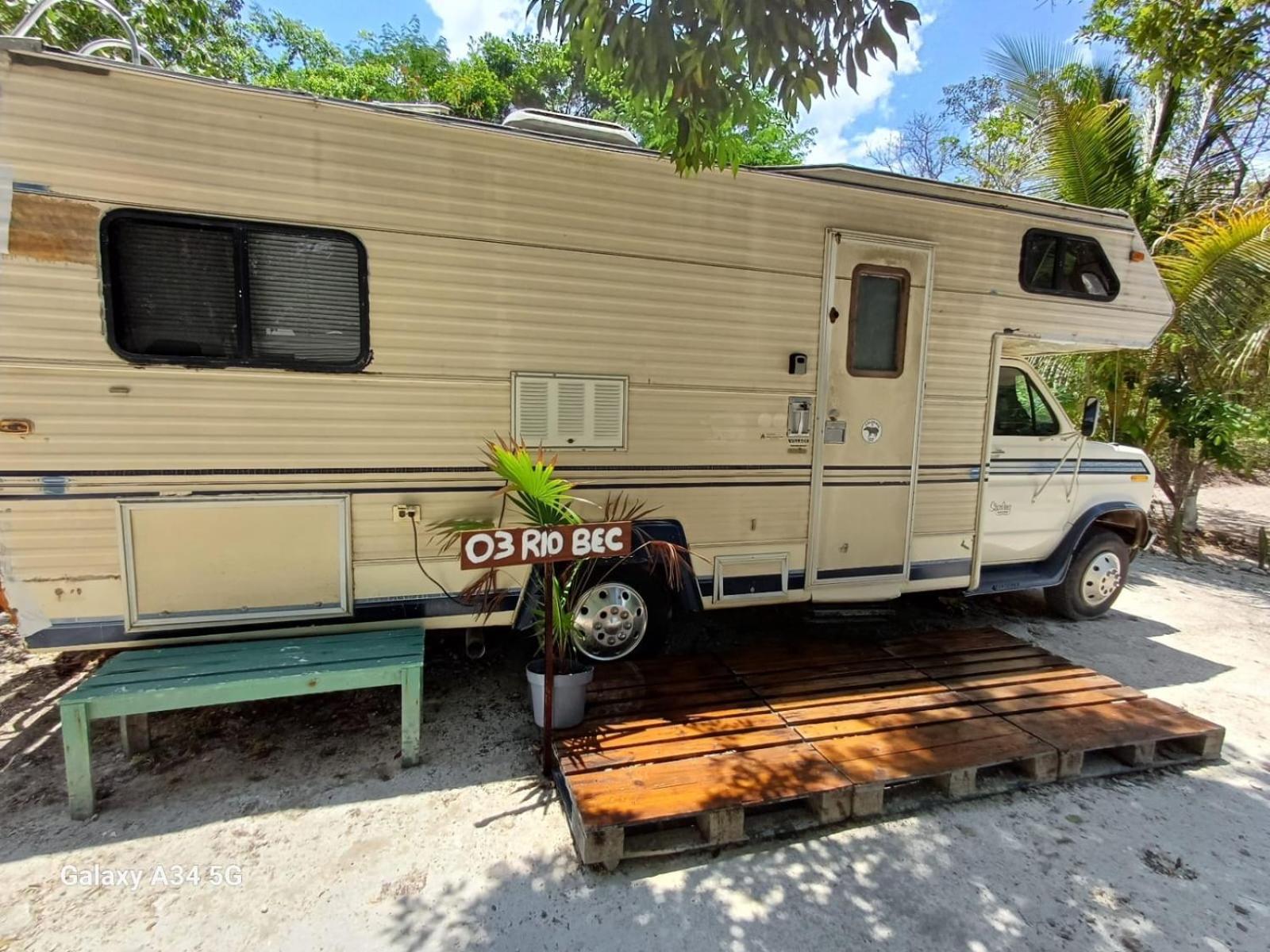 Momotoh Camper Hotel Xpujil Exterior foto